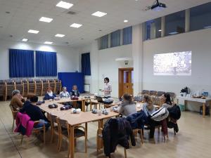 Pletenje z rokami (arm knitting)